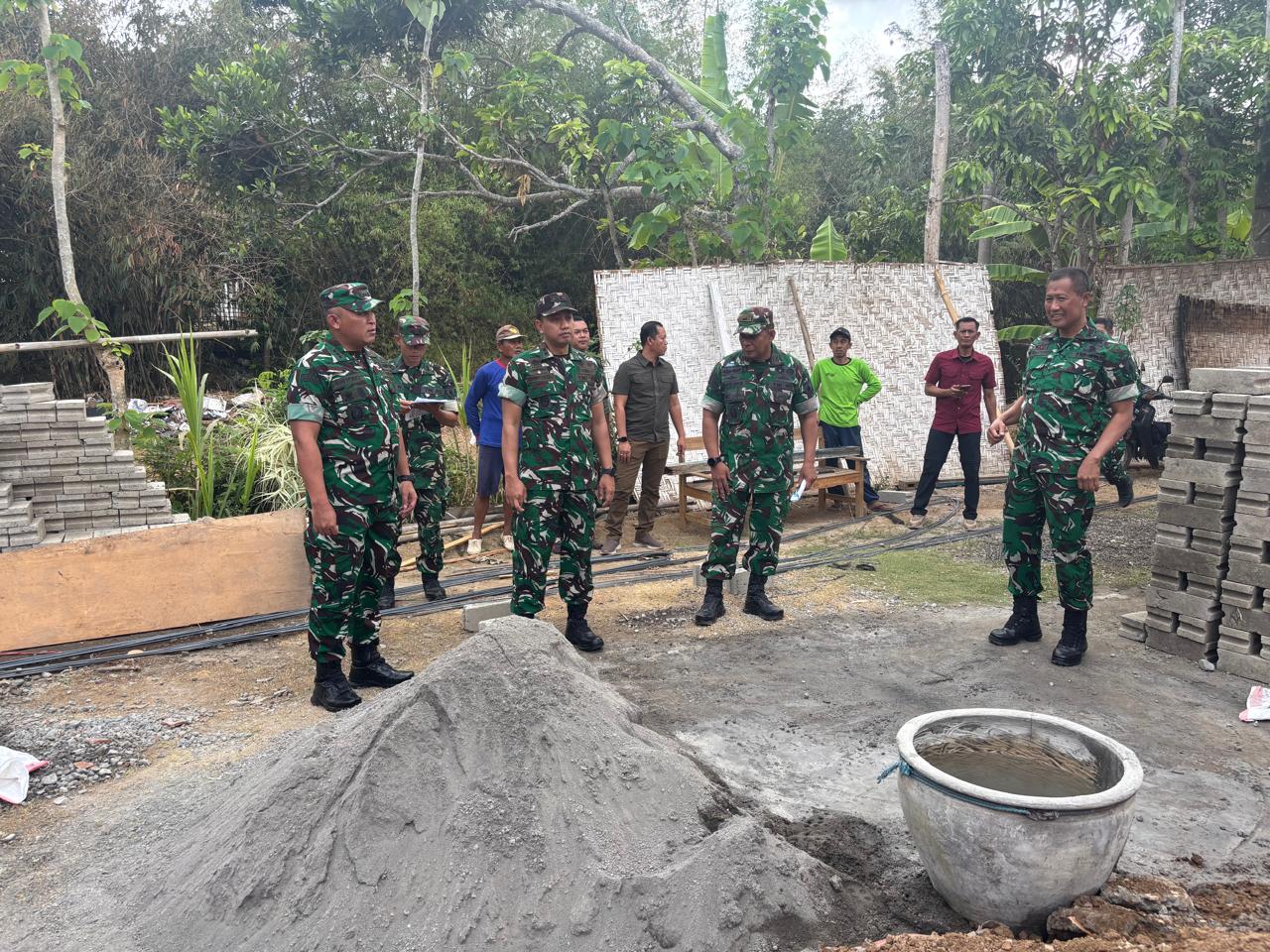 Pastikan Kesiapan TMMD ke-130, Dandim Tulungagung Dampingi Danrem 081/DSJ Tinjau Sejumlah Sasaran